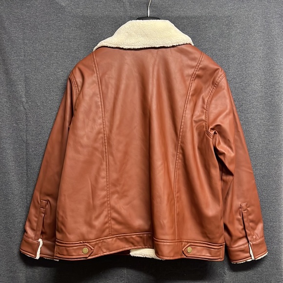 NWT - Universal Thread Women's Oversized Faux Leather Moto Jacket, Brown - Large - Picture 4 of 10